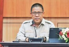 Ketua DPRD Kota Palangka Raya, H. Subandi saat menjadi pemateri pada Kuliah Lapangan mahasiswa UPR