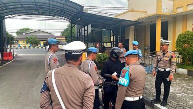Pemeriksaan kendaraan dan kelengkapan personel Polresta Palangka Raya