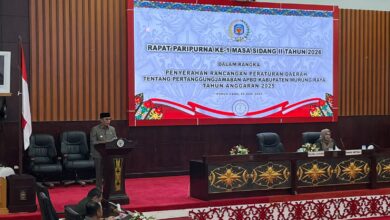Wakil Bupati Murung Raya Rahmanto Muhidin saat menyampaikan pembahasan Raperda tentang Pertanggungjawaban Pelaksanaan APBD Kabupaten Murung Raya Tahun Anggaran 2025.