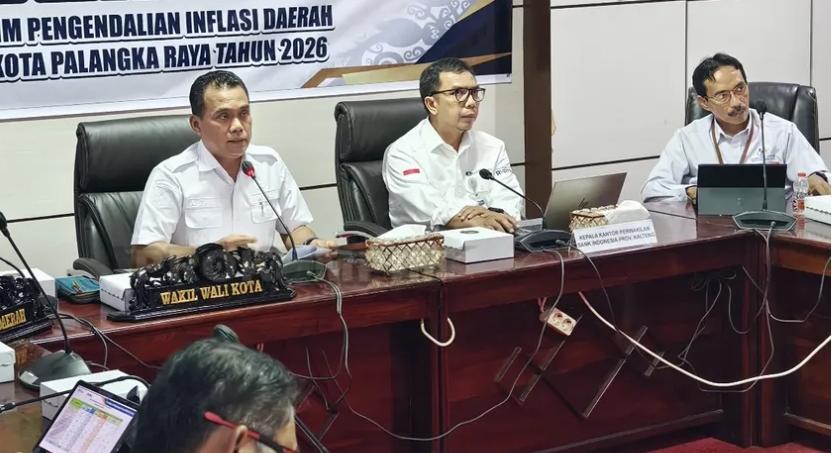 Wakil Wali Kota Palangka Raya, Achmad Zaini, saat memimpin rapat yang digelar di ruang rapat Peteng Karuhei 1, Kantor Wali Kota Palangka Raya