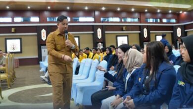 Bupati Lamandau Rizky Aditya Putra, disela-sela kegiatannya saat menjadi narasumber pada sesi diskusi, dalam Forbisda BPD HIPMI Kalteng, di Aula Jaya Tingang.