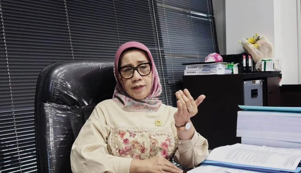 ‎Ketua Komisi II DPRD Kalteng, Hj. Siti Nafsiah