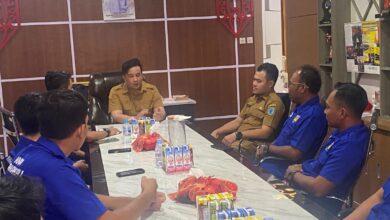 Bupati Lamandau Rizky Aditya Putra, menerima audiensi bersama KNPI Lamandau, di Aula Setda Lamandau