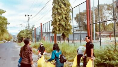 Kerja Bakti yang dilaksanakan Kelurahan Langkai di kawasan Jalan R.A Kartini