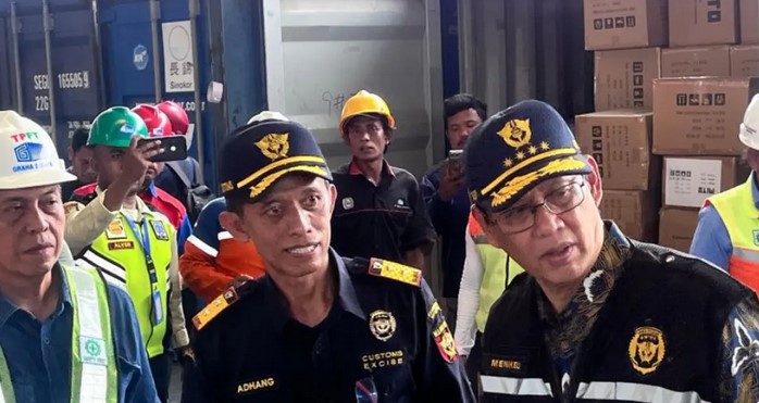 Jadikan Pelabuhan ‘Gudang Murah’, Importir Bandel Siap-Siap Kena Denda Jumbo!