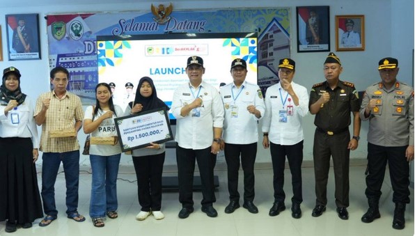 Kepedulian Nyata! Bupati Barito Utara Luncurkan Bantuan Uang dan Makanan Bergizi untuk Pendamping Pasien