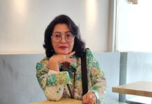 Anggota DPRD Gunung Rayaniatie