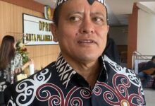 Anggota Komisi Hatir Sata