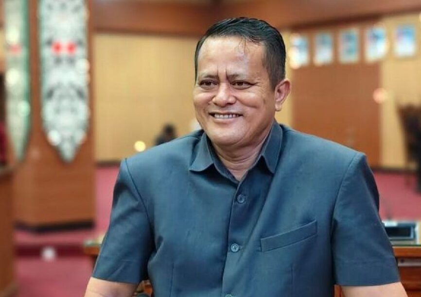 Anggota Komisi I DPRD Kota Palangka Raya, Hatir Sata Tarigan