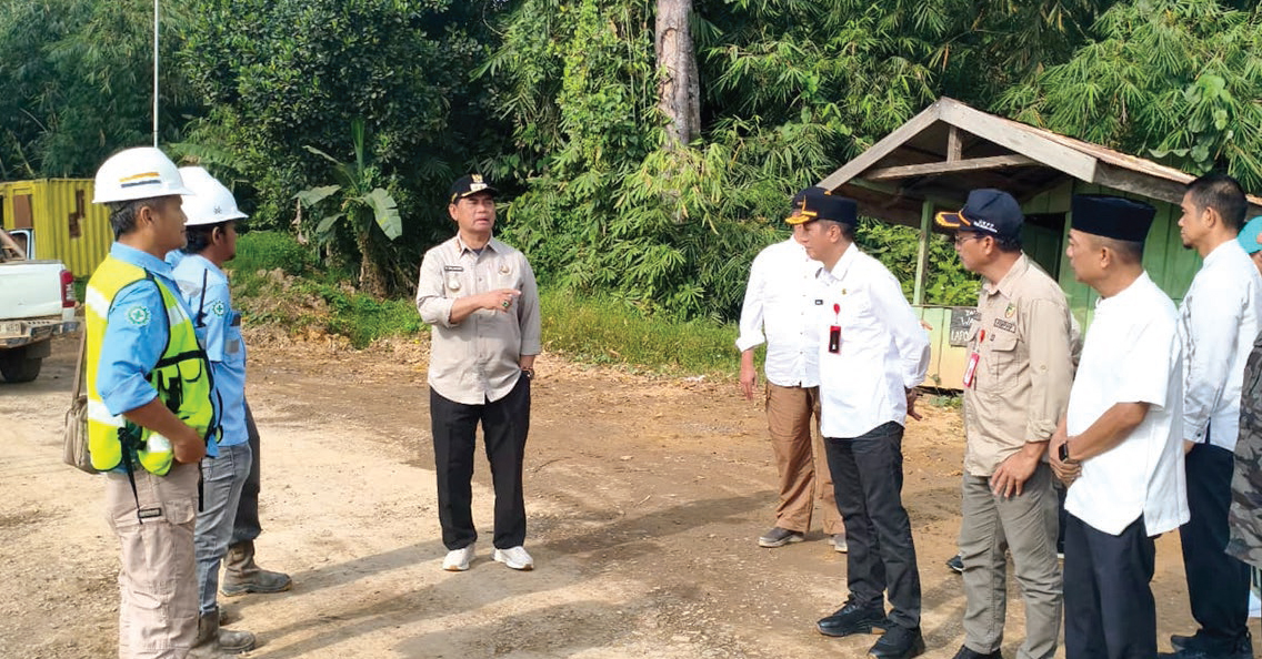 Bupati Barito Utara Tegur PT BBN, Minta Segera Perbaiki Jalan Kabupaten yang Rusak