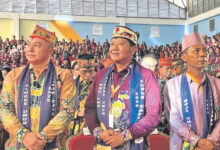 Wakil Bupati Barito Utara Felix Sonadie Y Tingan A Md saat menghadiri pembukaan Sinode Umum ke- 25 GKE Tahun 2026 di GOR TMTL, Puruk Cahu, Murung Raya, Selasa (7/7).