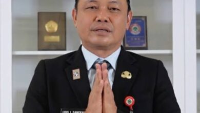 Sekretaris Daerah Dr. Usis I.
