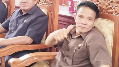 Wakil Ketua DPRD Kabupaten Gunung Mas, Esriadi, mengimbau masyarakat meningkatkan kewaspadaan menghadapi cuaca ekstrem dan tidak membuka lahan dengan cara membakar.