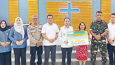 Wali Kota Palangka Raya, Fairid Naparin dan Wakil Wali Kota, Achmad Zaini bersama jajaran saat anjangsana ke Lembaga Kesejahteraan Sosial Anak di El Ministry,