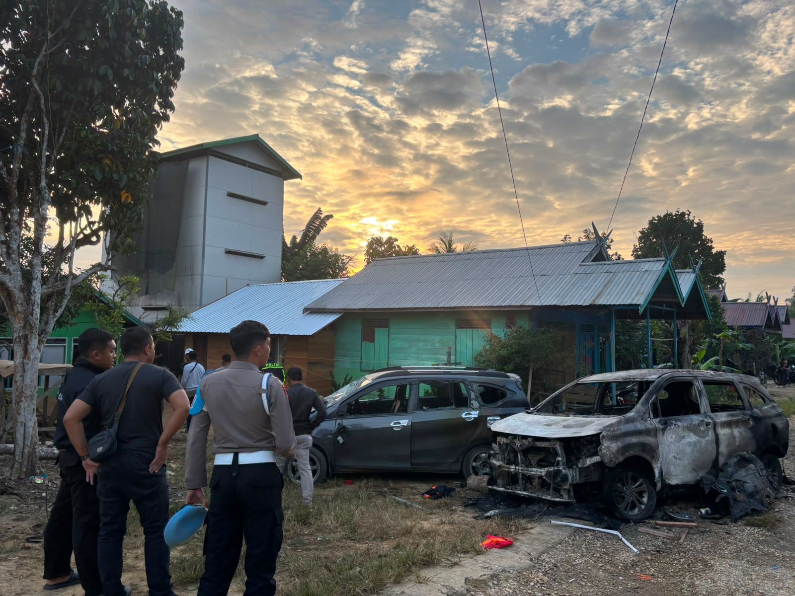 Kondisi di sekitar lokasi kejadian penggerebekan terduga bandar sabu di Desa Tumbang Kelemei, Kecamatan Katingan Tengah