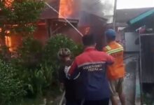Peristiwa kebakaran yang terjadi di Kampung Ponton