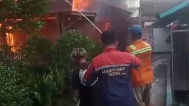 Peristiwa kebakaran yang terjadi di Kampung Ponton