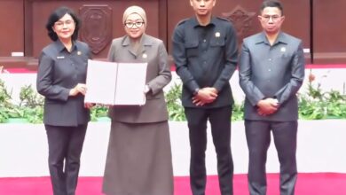 Penandatanganan berita acara persetujuan bersama Gubernur Kalimantan Tengah dengan pimpinan DPRD Provinsi Kalimantan Tengah terhadap Raperda Provinsi Kalimantan Tengah