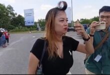 Mantan istri tersangka Bio, Intan saat berada di kawasan Bandara Tjilik Riwut