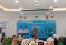 ‎Kepala Bapenda Kalteng, Sutoyo saat membacakan sambutan dalam kegiatan