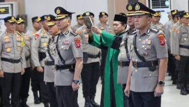 Kapolda Kalteng Irjen Pol Iwan Kurniawan saat memimpin kegiatan sertijab di Gedung Graha Bhayangkara Mapolda setempat